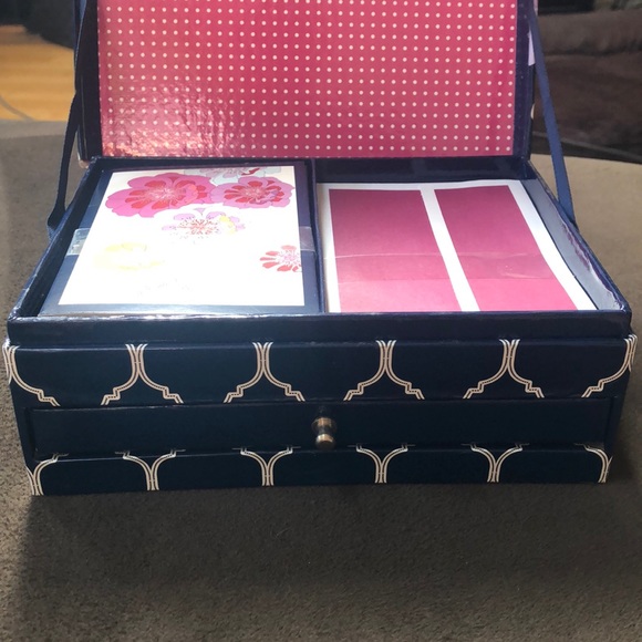 Cynthia Rowley Stationary Kit - Picture 4 of 8